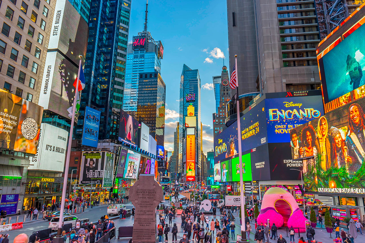Visiter Times Square en toute tranquillité : astuces pour éviter la foule et le stress
